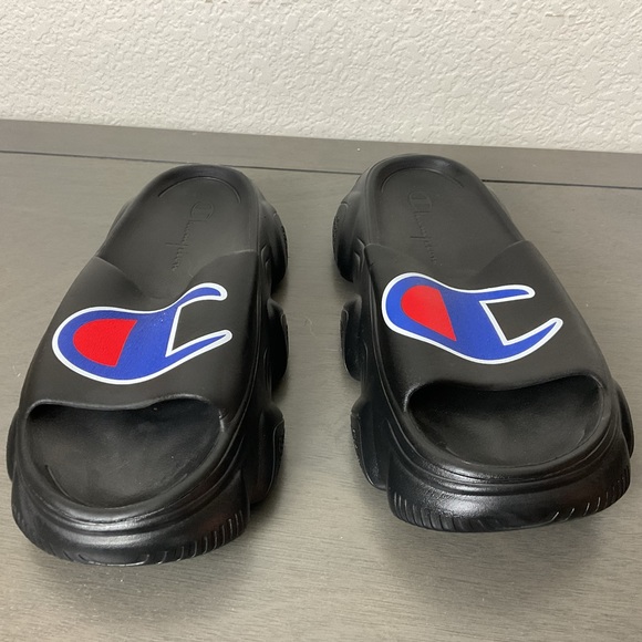 Pre-Owned CHAMPION Men's Black Super Squish Meloso Warped Pool Slides, Size 9 - Picture 3 of 10